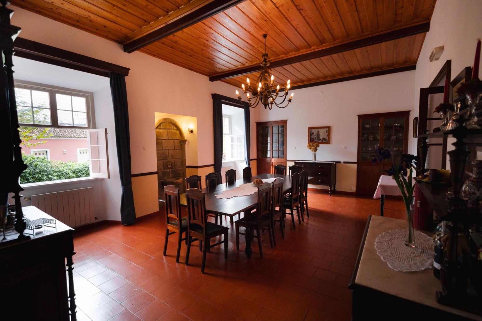 Solar De Lalem Bed & Breakfast Maia  Exterior photo