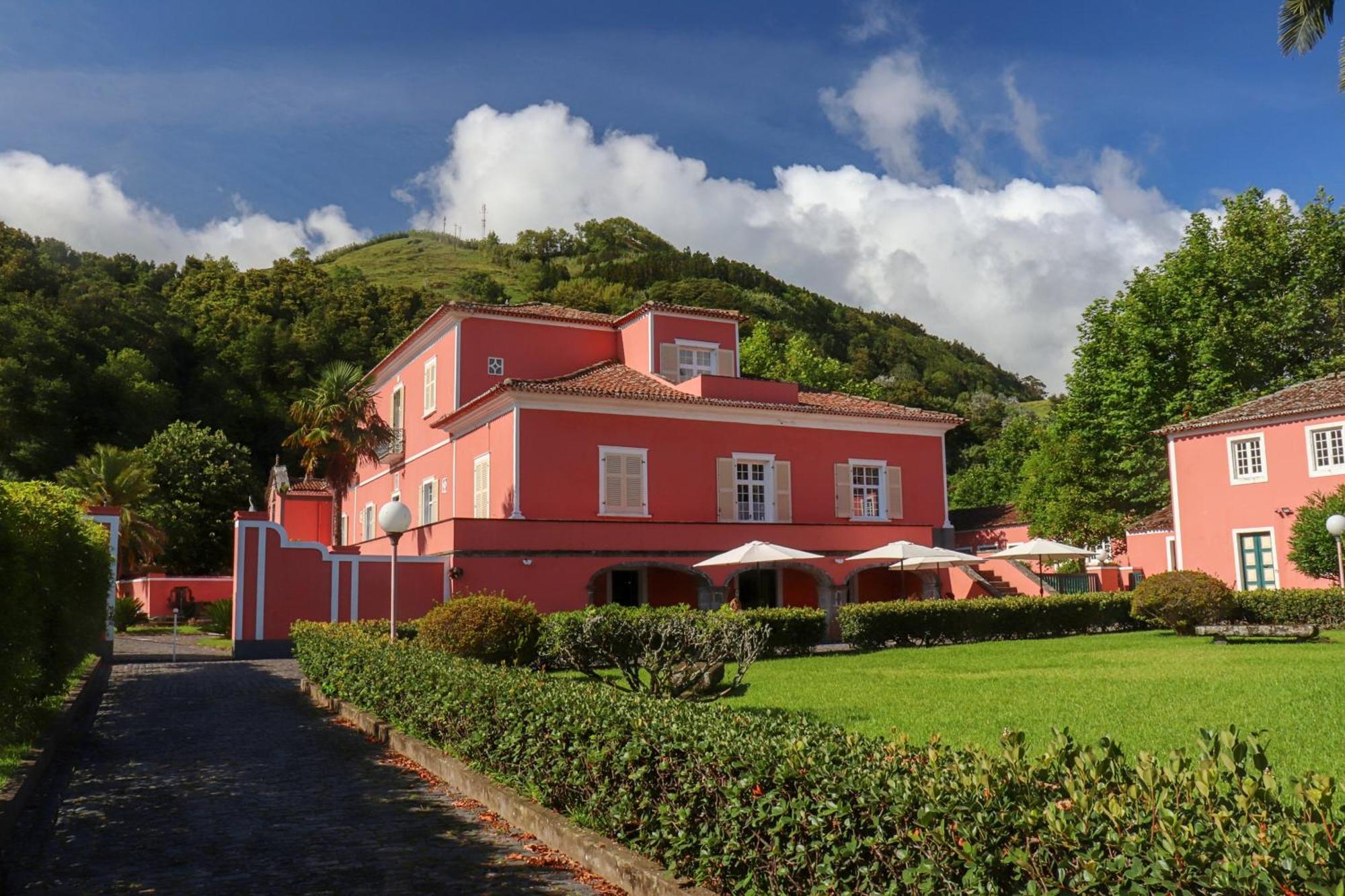 Solar De Lalem Bed & Breakfast Maia  Exterior photo