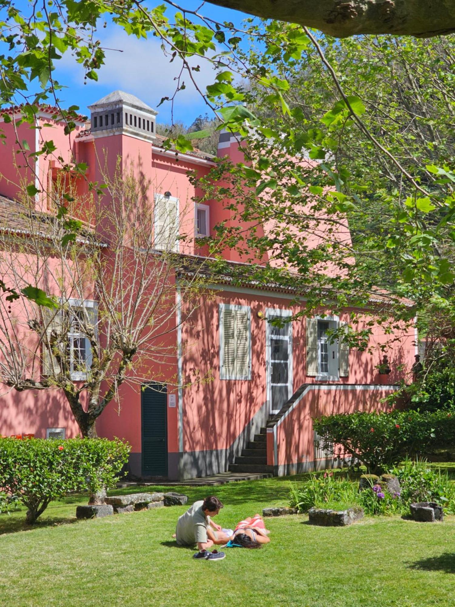 Solar De Lalem Bed & Breakfast Maia  Exterior photo