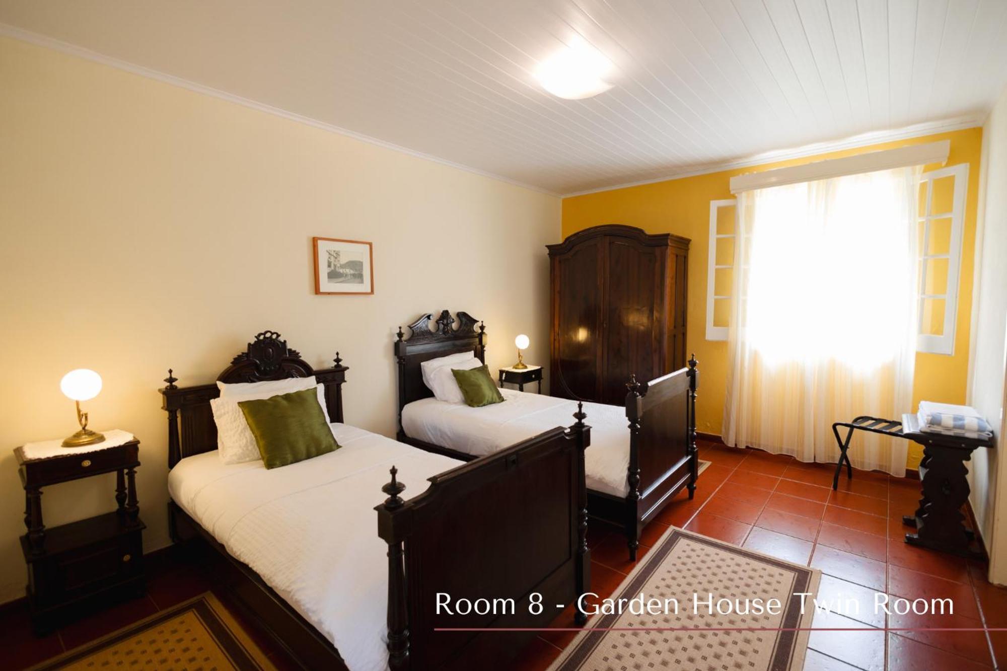 Solar De Lalem Bed & Breakfast Maia  Exterior photo