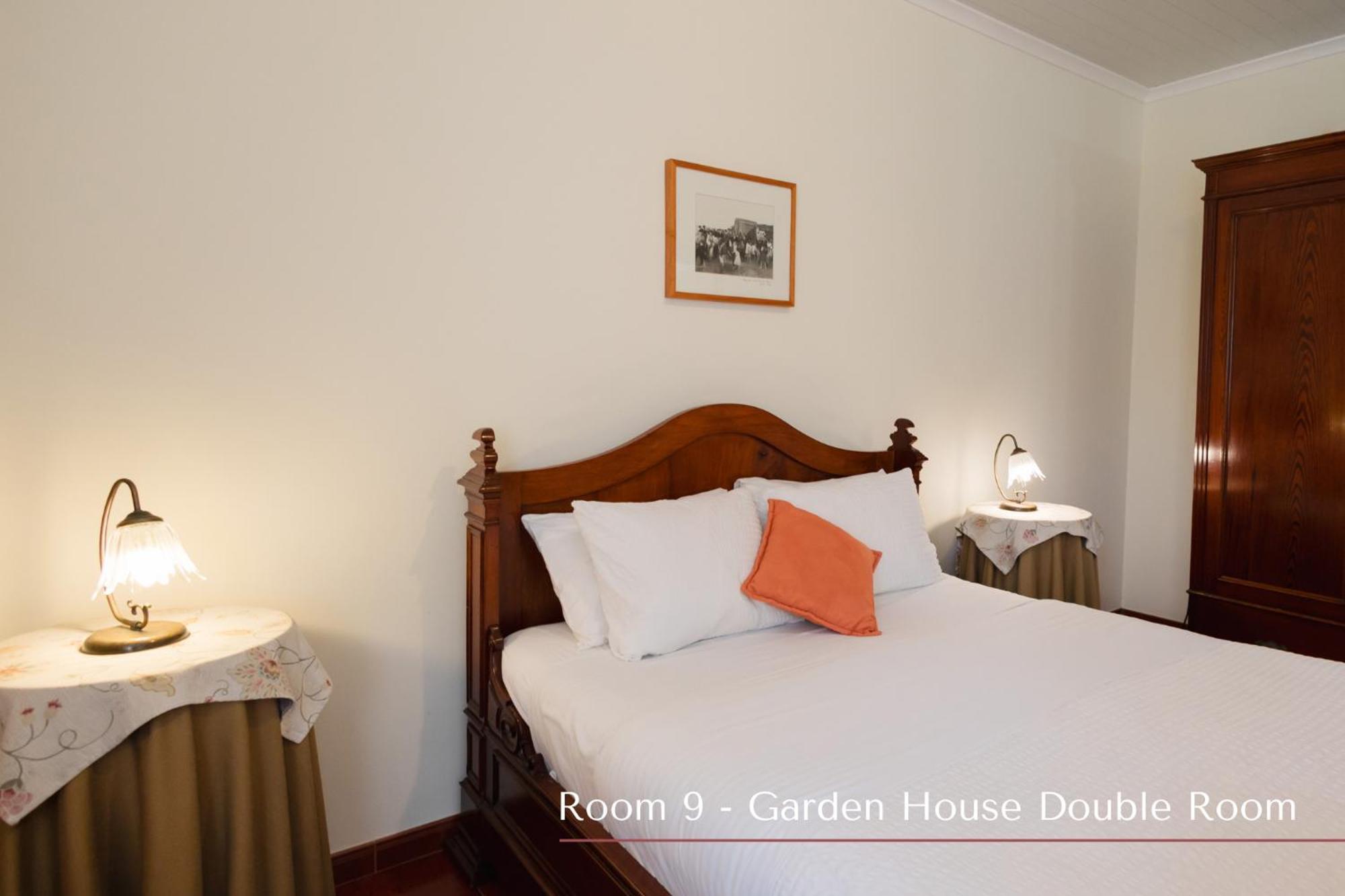 Solar De Lalem Bed & Breakfast Maia  Exterior photo