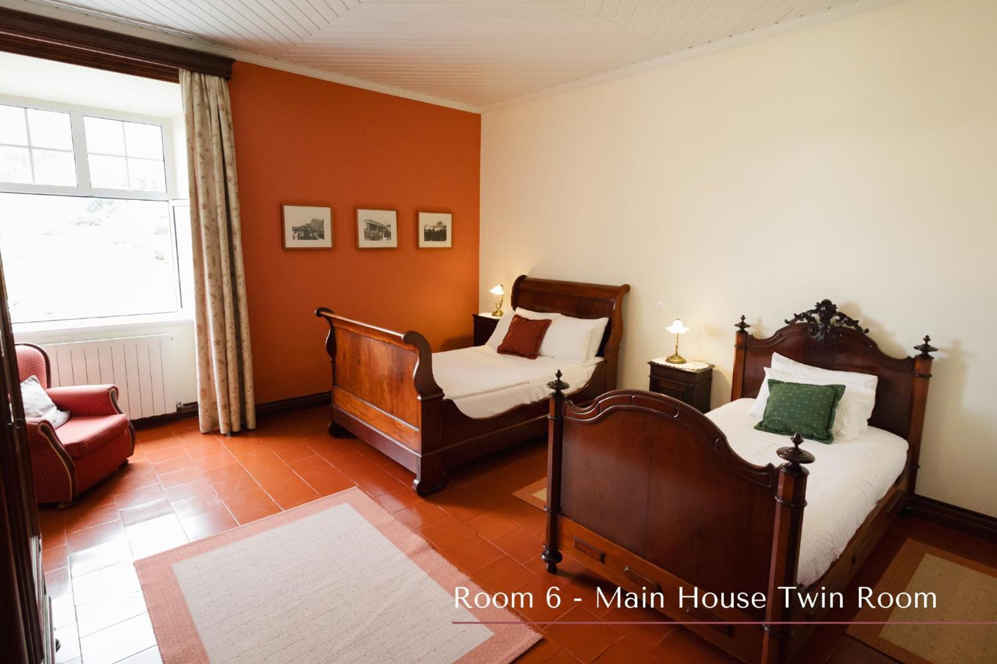 Solar De Lalem Bed & Breakfast Maia  Exterior photo
